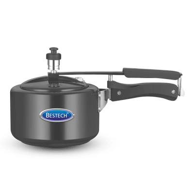 Wide base pressure cooker